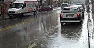 Malatya'da sağanak yağış etkili oldu