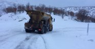 Malatya'da Kardan Kapanan Yollar Açılıyor