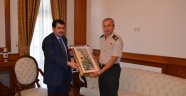 Malatya'da Tuğgeneral Erkek'ten Vali Şahin'e Veda Ziyareti