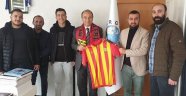 Malatyaspor Taraftarlar Derneği'nden 'Karneni getir atkını al' projesi