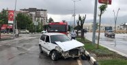 Manisa'da trafik kazası: 2 yaralı