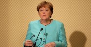 Merkel'den grup toplantısında Türkiye açıklaması