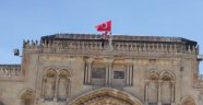 Mescid-i Aksa'ya Türk bayrağı astılar