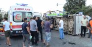 Mevsimlik tarım işçilerini taşıyan minibüs devrildi: 1'i çocuk 22 yaralı