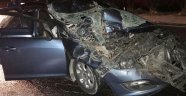 Milas'ta bir otomobil, kamyona arkadan çarptı; 1 yaralı