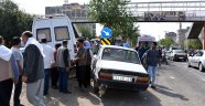 Minibüs ile otomobil çarpıştı: 3 yaralı