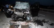 Minibüs TIR'a arkadan çarptı: 1 ölü, 5 yaralı
