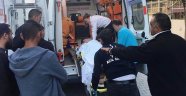 Misafirliğe giden 12 yaşındaki çocuk 3. kattan düşüp yaralandı