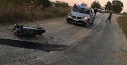 Motosiklet hafif ticari araçla kafa kafaya çarpıştı: 1 yaralı