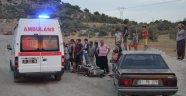 Motosiklet ile otomobil çarpıştı: 1 yaralı