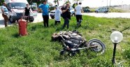 Motosiklet kamyonla çarpıştı: 2 yaralı