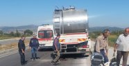 Motosiklet süt tankerine çarptı: 1 yaralı