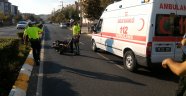 Motosikletle otomobil çarpıştı: 1 ölü