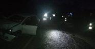 Motosikletle otomobil kafa kafaya çarpıştı: 1 ölü