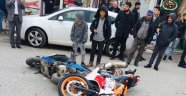 Motosikletler çarpıştı: 3 yaralı