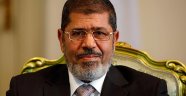 Mursi'nin gözaltı süresi uzatıldı