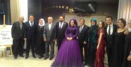 Mutlu günlerinde kayısı ikramı