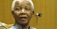 Nelson mandela yaşamını yitirdi !