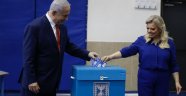 Netanyahu seçimde oyunu kullandı