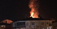 Niğde'de çatı yangını korkuttu
