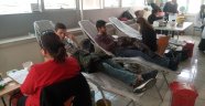 Öğrenciler Mehmetçik için kan bağışında bulundu