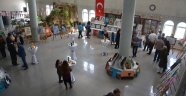 Öğrencilerden resim sergisi