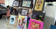 Öğrencilerden resim sergisi