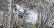 Ordu'da otomobil dereye uçtu: 4 yaralı