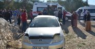 Otomobil duvara çarptı: 5 yaralı