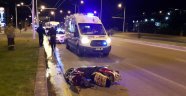 Otomobil Elektrikli Bisiklete Çarptı: 1 Yaralı