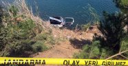 Otomobil gölete uçtu, 4 kişi boğularak hayatını kaybetti