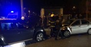 Otomobil ile hafif ticari araç çarpıştı: 4 Yaralı