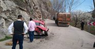 Otomobil ile tır çarpıştı: 1 yaralı
