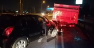 Otomobil kamyonete arkadan çarptı: 1 ağır yaralı