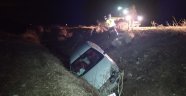 Otomobil şarampole devrildi: 4 Yaralı