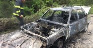Otomobil seyir halindeyken alev aldı