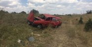 Otomobil takla atıp devrildi : 1 yaralı