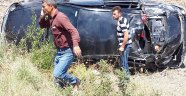 Otomobil takla atıp tarlaya uçtu : 6 yaralı