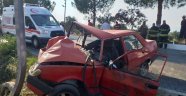 Otomobil trafik levhasına çarptı; 1 ölü 5 yaralı