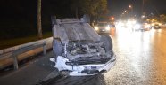 Otomobille çarpışan araç takla attı: 4 yaralı