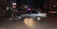 Otomobille elektrikli bisiklet çarpıştı: 3 yaralı