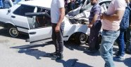 Otomobiller çarpıştı: 2 yaralı