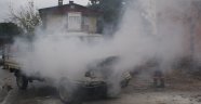 Otoparkta yanan araç kullanılmaz hale geldi