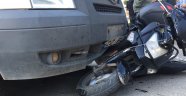 Panelvan ile motosiklet çarpıştı: 1 yaralı