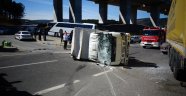 Pendik'te tır ile kamyonet çarpıştı: 3 yaralı