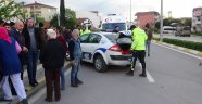 Polis aracı otomobille çarpıştı: 1 yaralı