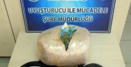Polis bir şahsın üzerinde 4 kilo 650 gram uyuşturucu madde ele geçirdi