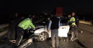 Polis memuru görev çıkışı kaza yaptı