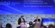 Putin: "DEAŞ'ın elinde 700 esir var"