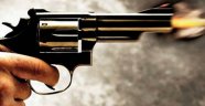 Ruhsatlı silah ateş aldı karnındaki bebeği öldü